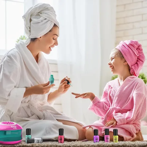 Beauty Nail Polish Kit With Dryer for Kids (MYQ-F01)
