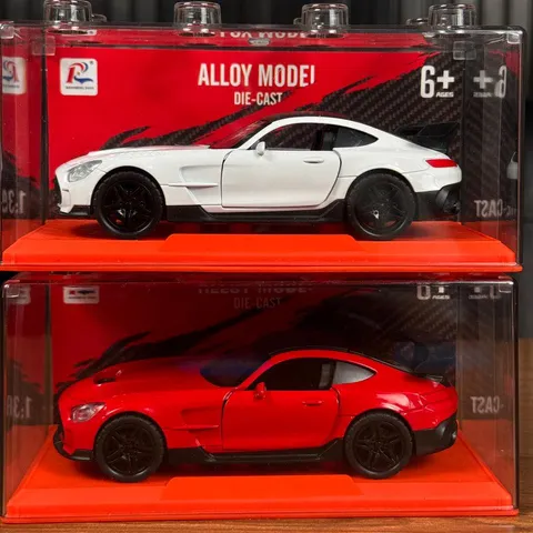 Mercedes AMG GTR Premium 1:36 Die-Cast (Random Color | W36888)